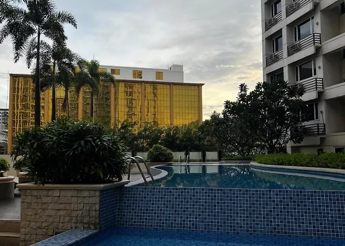 Vintage Luxx-solemare Parksuites Free Pool Access! Manila