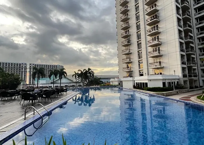 Apartment Vintage Luxx-solemare Parksuites Free Pool Access!
