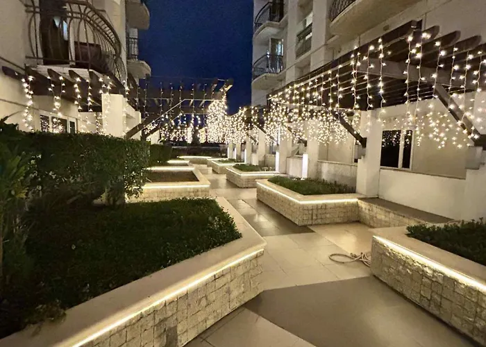Vintage Luxx-solemare Parksuites Free Pool Access!