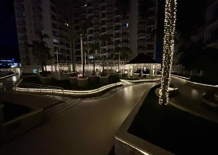 Vintage Luxx-solemare Parksuites Free Pool Access!